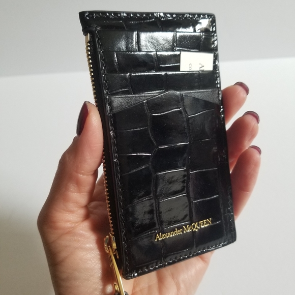 Alexander McQueen Croc-Embossed Leather Skull Card Holder Black Gold - Picture 5 of 8